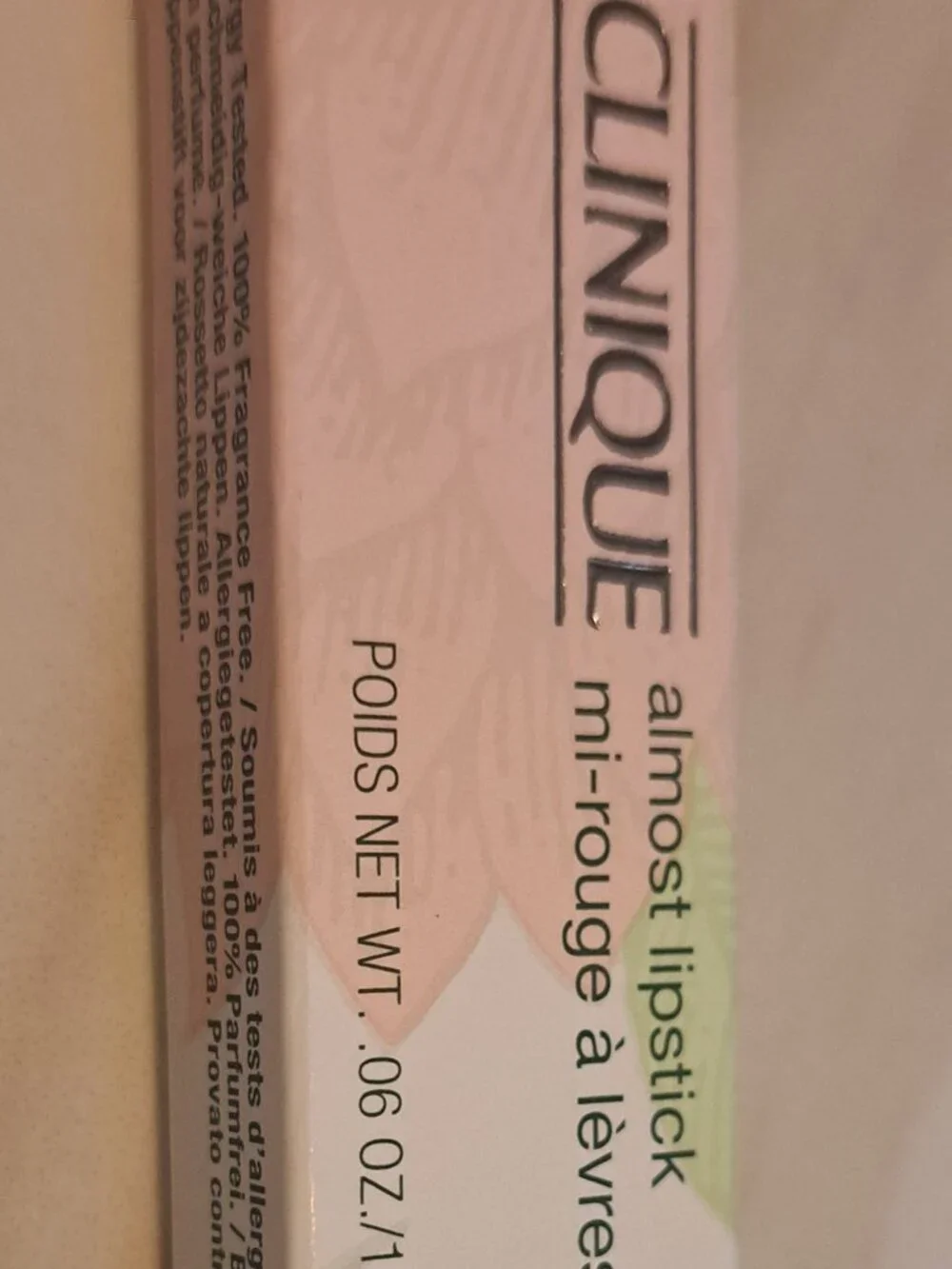 CLINIQUE ALMOST LIPSTICK IN THE SHADE 06 BLACK HONEY